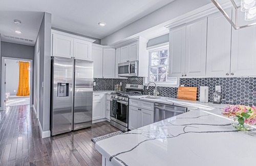 South Plainfield House | Posh Living Estate