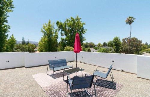 Encino Villa | Posh Luxury Modern Home with Pool Spa and Rooftop Deck