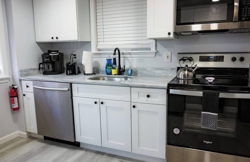 Atlantic City Condo | Posh Paradise -Modern Close to Casino and Water Park