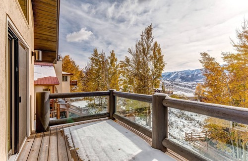 Summit Park House | Posh Park City Paradise | Designer Interior, Hot Tub, Game Room & Epic Deck