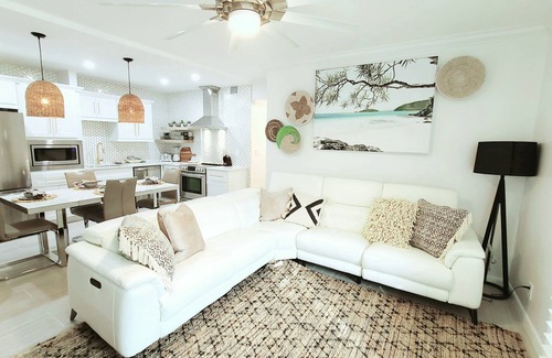 Jupiter Condo | POSHPADZ Presents Coco Villa -2 Patios-Ground Floor-Walk to Jupiter Beach