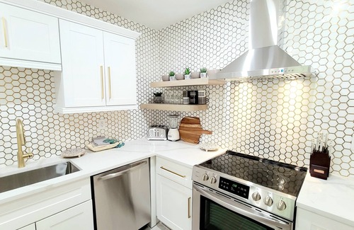 Jupiter Condo | POSHPADZ Presents Coco Villa -2 Patios-Ground Floor-Walk to Jupiter Beach