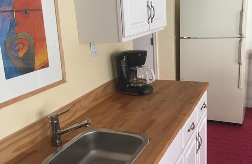 Lower Chautauqua Apartment | Possibly the best of Boulder locations! Walking distance to anything!