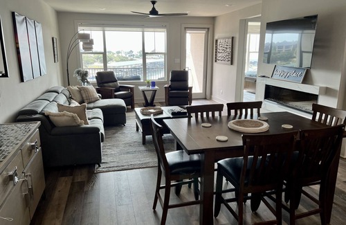Graford Condo | Possum Kingdom Lake Luxury, Upgraded Lakefront Condo w Breathtaking Water View