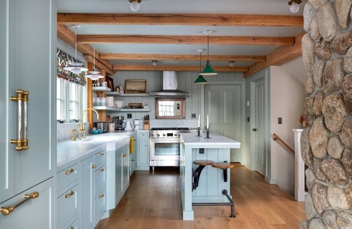 Pine Plains House | Post & Beam Stunningly Designed Luxury Home w/Pool & Hot Tub