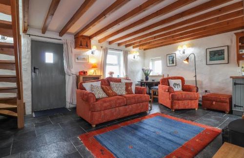 Trefasser House | Post Office Cottage
