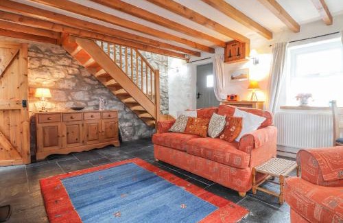 Trefasser House | Post Office Cottage