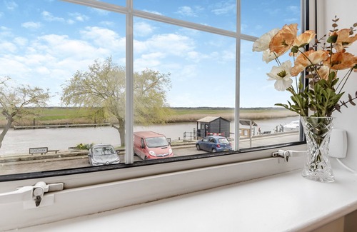 Reedham House | Post Office Cottage - Four Bedroom House, Sleeps 7