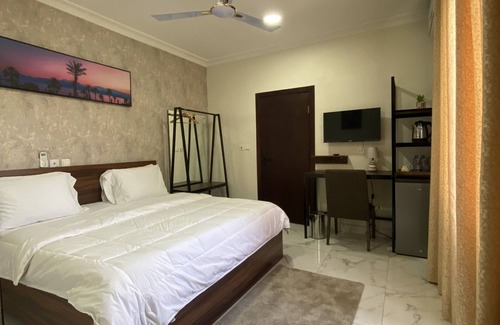 Aiyimensa Hotel | Post Ridge Hotel and Restaurant