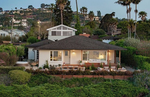 East Mesa House | Post Script Beach House, Barefoot Luxury in Santa Barbara