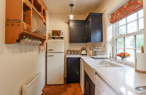 Feltwell Cottage | POSTBOX COTTAGE, pet friendly, character holiday cottage in Feltwell
