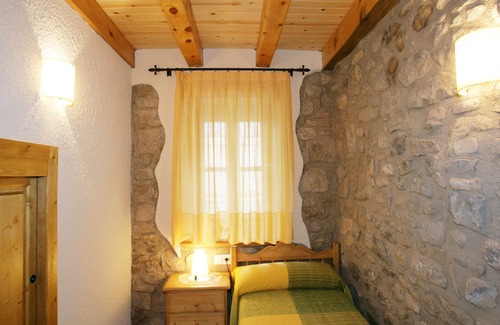 Naves House | Postils Cal Cabaner