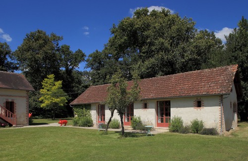 Ambillou House | Potager-Rempotoir - Holiday home in the heart of nature, for up to 12 adults