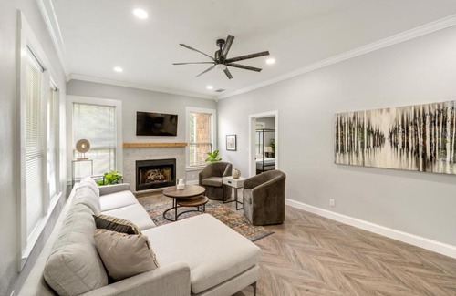 Pottsboro House | Pottboro Vacation Rental with Private Hot Tub!