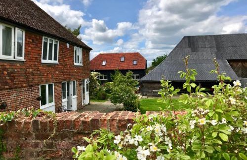 Tenterden House | Potts Farm