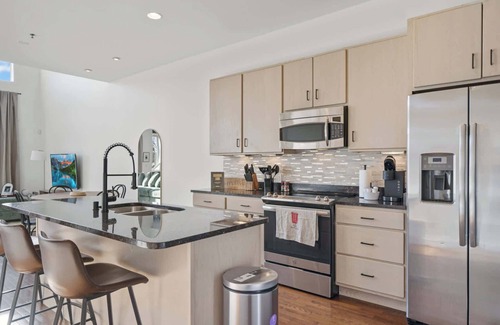 Downtown Louisville Apartment | Pour Decisions | Modern Condo in NuLu District