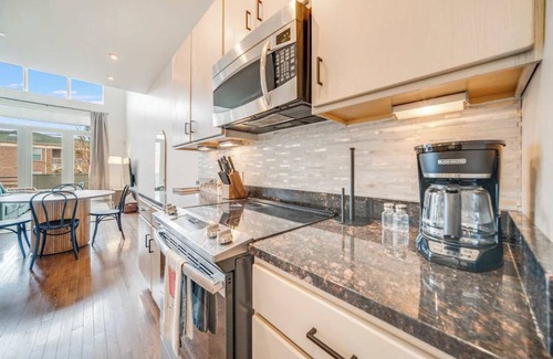 Downtown Louisville Apartment | Pour Decisions | Modern Condo in NuLu District