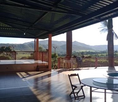 Piumhi Hotel | Pousada Adventures - Suites Luxo Hidromassagem - Piscina - Campão de Futebol - Capitolio MG