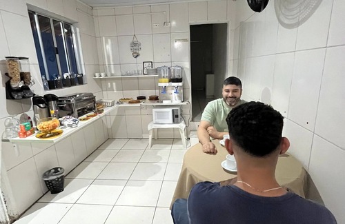 Gonzaga Hotel | Pousada Aloha Santos