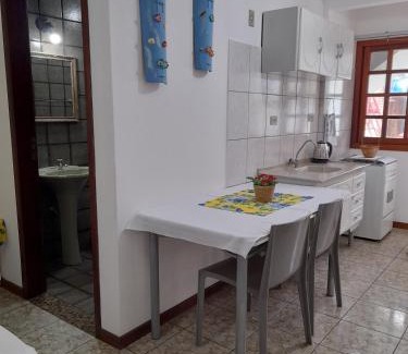 Canasvieiras Hotel | Pousada Baleia Franca Canasvieiras