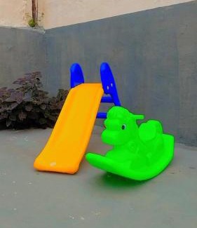 Centro Comercial House | Pousada beira-mar ilhabela