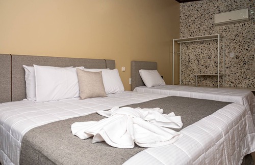 Santana do Sao Francisco Hotel | Pousada Vida de Rio