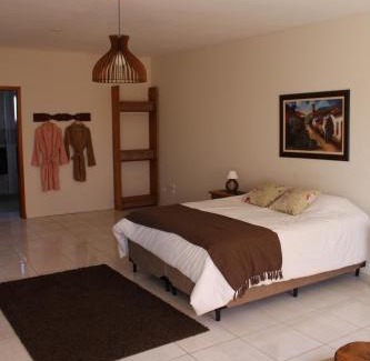 Campos do Jordao House | Pousada Caminhos da Vila Chantal