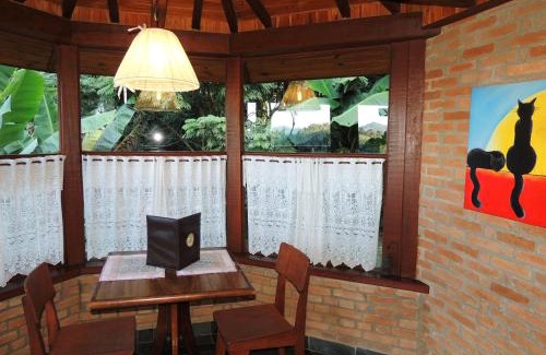 Monte Verde Hotel | Pousada Cantinho das Estrelas