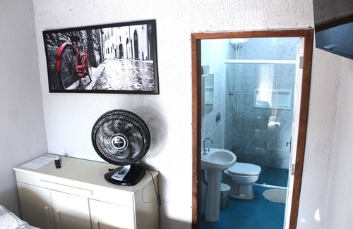 Pontal do Parana Hotel | Pousada Captain Morgan