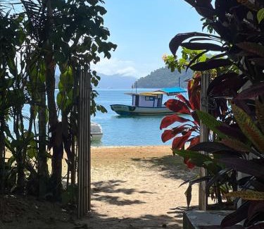 Ilha Grande House | Pousada carrossel