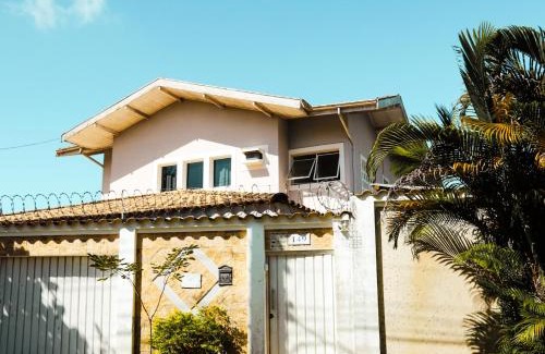 Barra da Lagoa House | Pousada Casa Contos de Minas