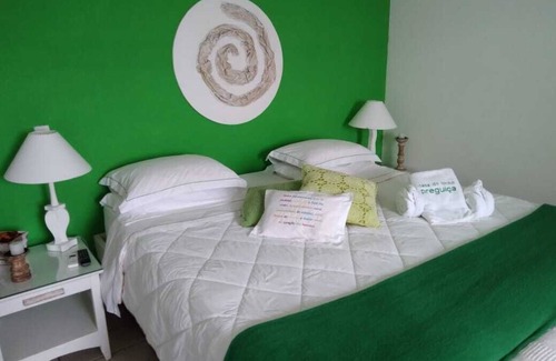 Bonfim Hotel | Pousada Casa do Bicho Preguiça -14 rooms ideal for groups and families