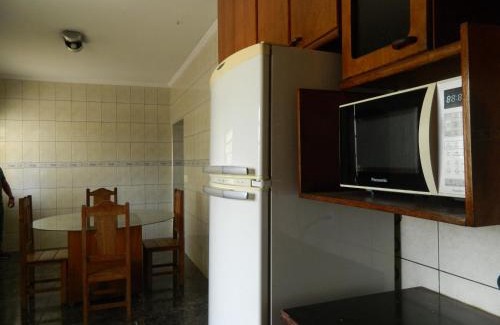 Jacare House | Pousada Central de Cabreuva
