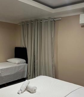 Camboriu House | Pousada da Luz 20v