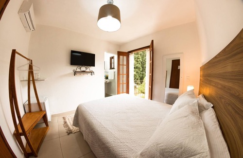 Quitandinha Hotel | Pousada do Lago Petrópolis