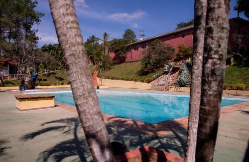 Itu House | Pousada e Camping Carrion