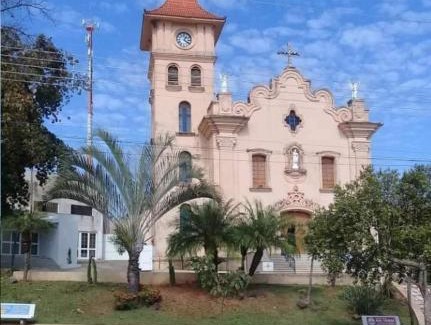 Mirandopolis Apartment | Pousada gentileza gera gentileza Dinho