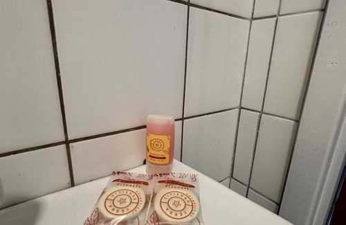 Praia do Frances Hotel | Pousada Girassol