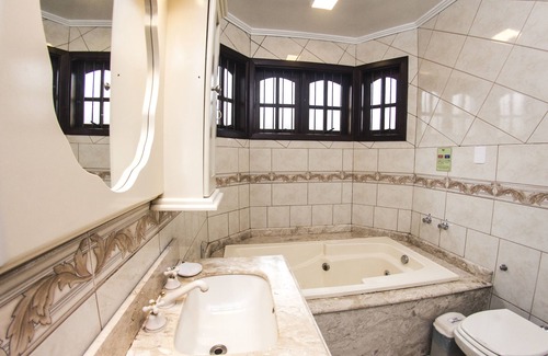 Centro Hotel | Pousada Green House by Conrado Vitali