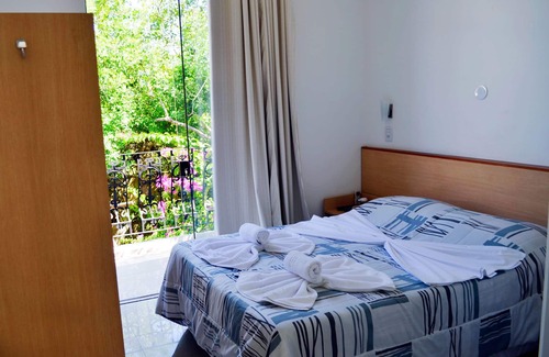 Jardim Itagua Hotel | Pousada Omnimare