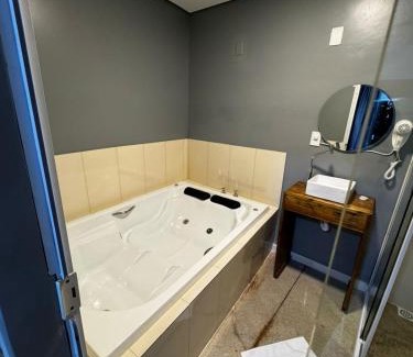 Ilha Grande House | Pousada Pé na Areia