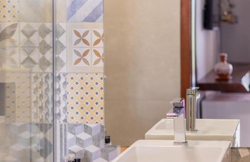 Ravena Hotel | Pousada Rávis
