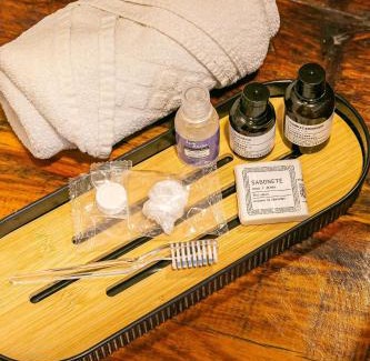 Praia do Rosa Hotel | Pousada Rosa 08 - Café da manhã Gourmet, Suítes com Banheira a 150m do Centrinho da Praia do Rosa