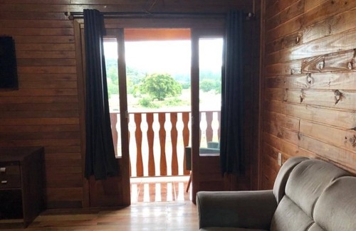 Grao Para Cabin | Pousada Rota do Corvo - Grão-Pará - SC