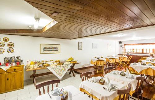 Jardim Andira Hotel | Pousada Serena