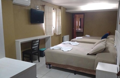 Vila Luiza Hotel | Pousada Suíça