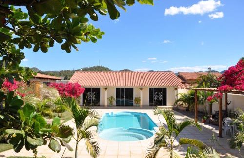 Cavalcante House | Pousada Suites Bougainville