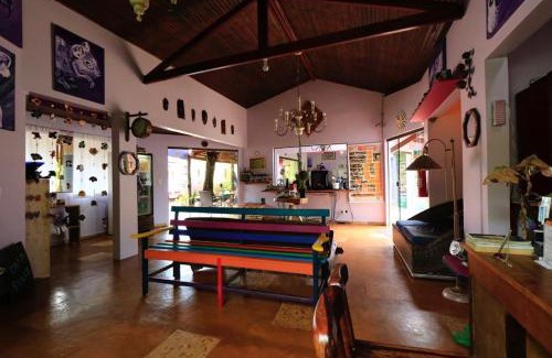 Sao Jorge Hotel | Pousada Trilha Violeta