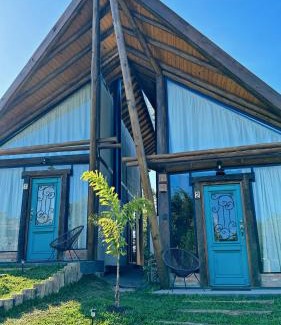 Praia do Rosa Ski Chalet | Pousada Villa Del More