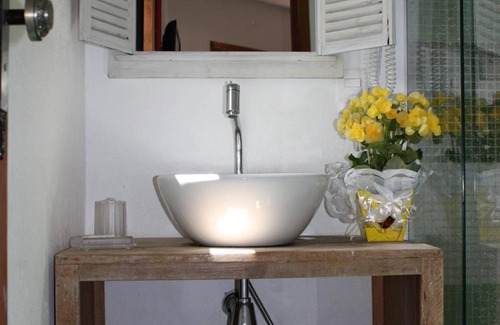 Feiticeira Hotel | Pousada Villa Nina